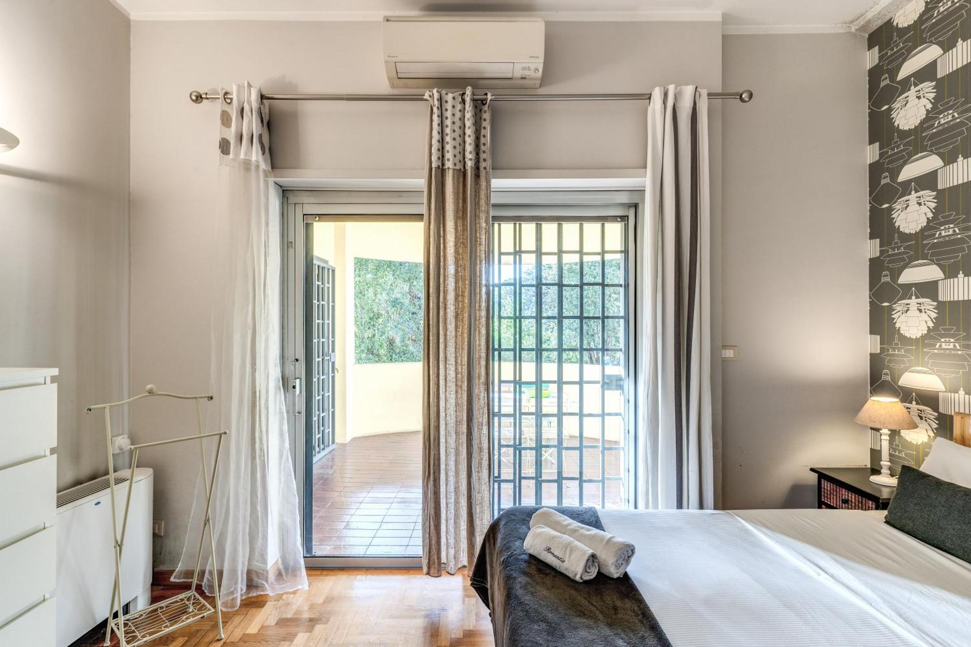 Romantic Piccolomini Lux Guest House Exterior photo